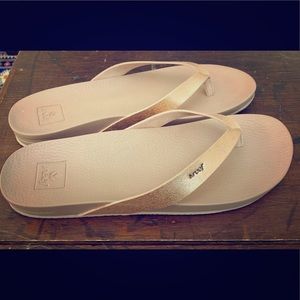 Reef Cushion Bounce Court Rose Gold Flip-Flops